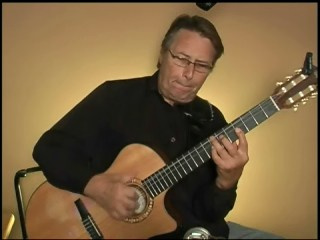 *4* I'VE GOT MY LOVE TO KEEP ME WARM Fingerstyle (Demo)